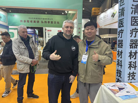 Sighture Medical Advances Asia-Pacific Partnerships at Chengdu Expo with Biomechanics & Surgical Training Tech